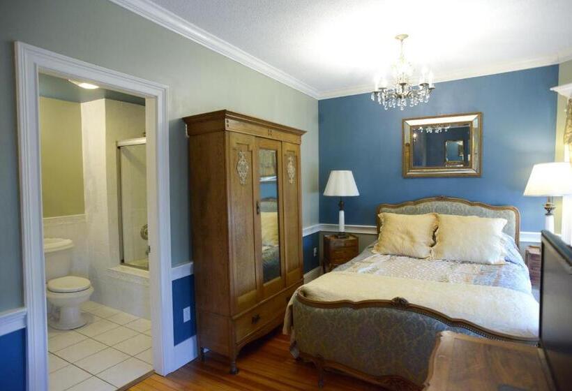 בית מלון כפרי Naomi's Inn Bed & Breakfast