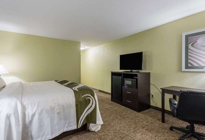 Отель Quality Inn & Suites University Area