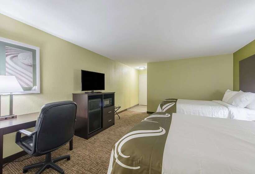 Отель Quality Inn & Suites University Area