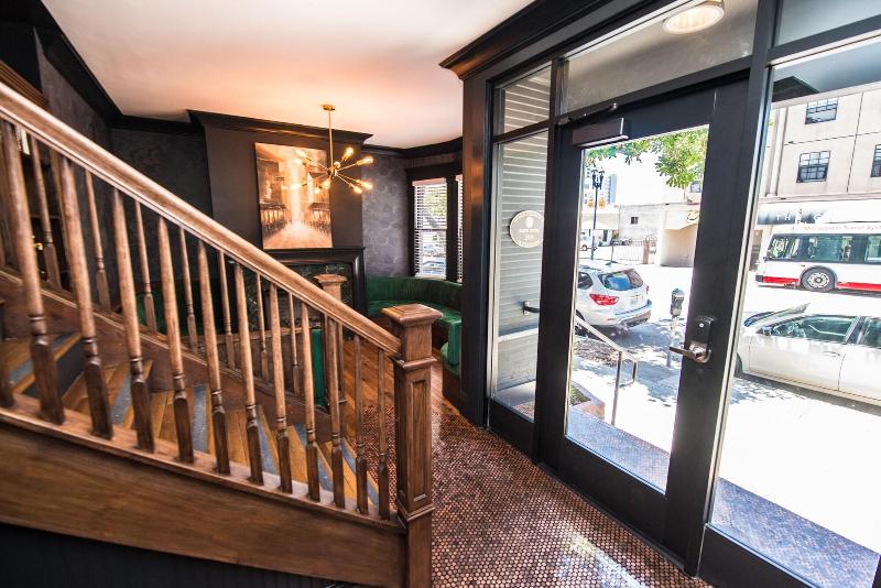 هتل Sonder The Baker