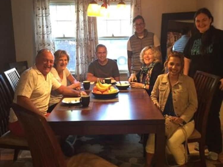 هتل The Little Italy Of Niagara Falls Bed & Breakfast