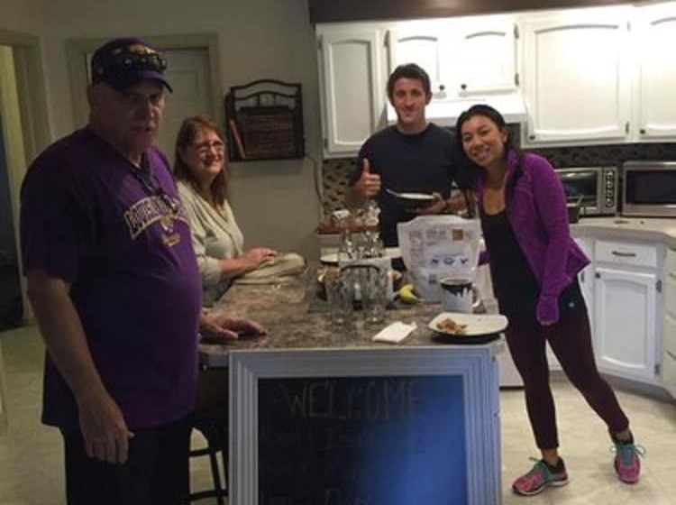 هتل The Little Italy Of Niagara Falls Bed & Breakfast