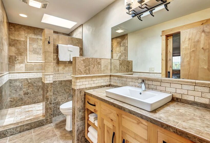 هتل Wall Street Suites