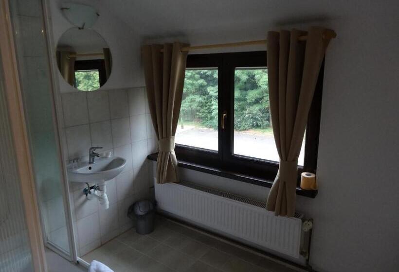 בית מלון כפרי Zajazd Pod Niedźwiedziem