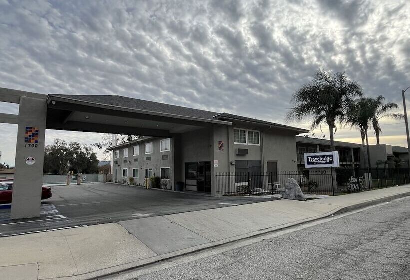 فندق Travelodge By Wyndham Fairplex Pomona