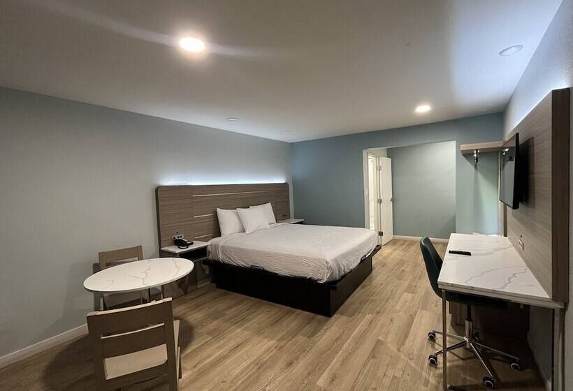 فندق Travelodge By Wyndham Fairplex Pomona