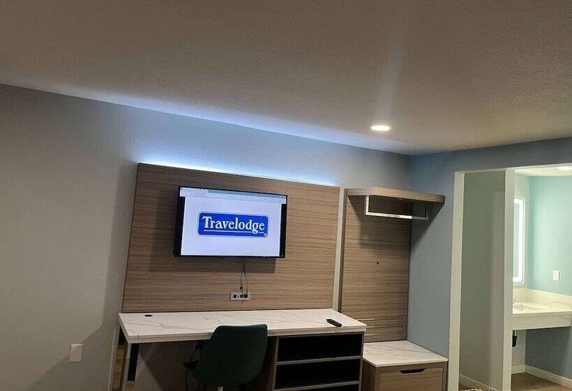 فندق Travelodge By Wyndham Fairplex Pomona