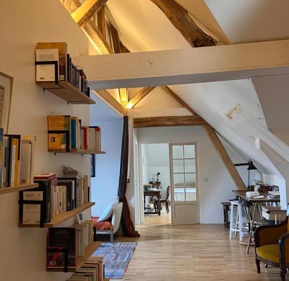 ベッドアンドブレックファースト Grandes Chambres Dans Un Corps De Ferme Rénové Du Château Du Piple, à 16km De Paris