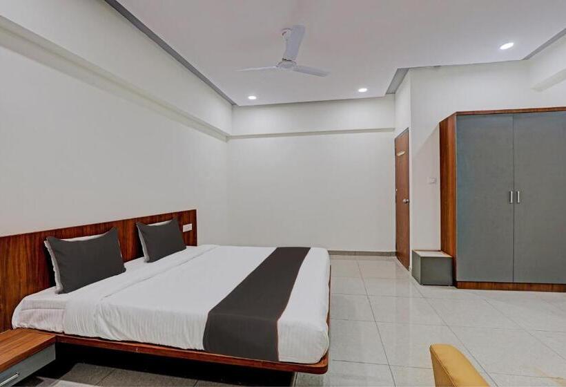 酒店 Collection O Kanha Inn