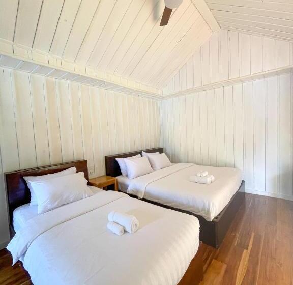 هتل Nongkhiaw The Float House