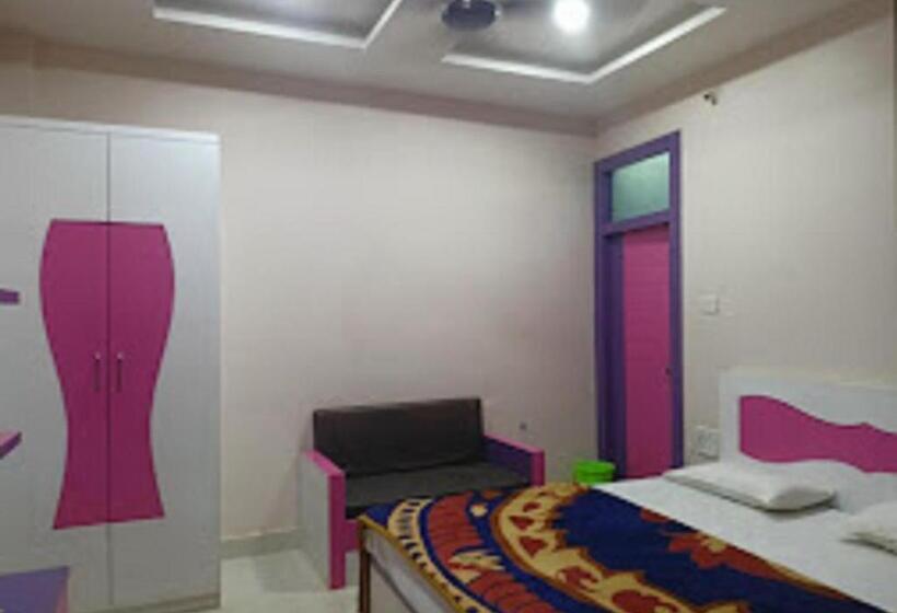 ホテル Varun Inn