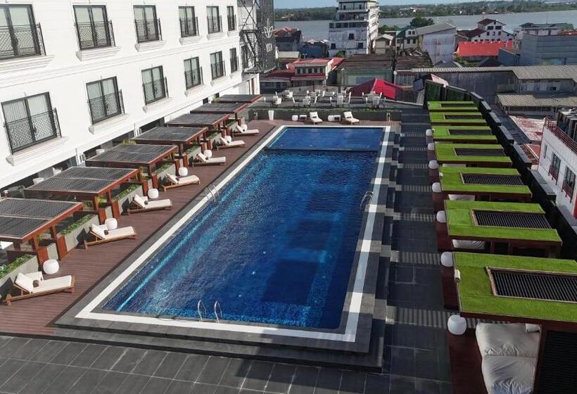 בית מלון כפרי Yogh Hospitality