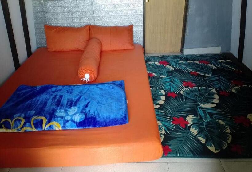 بنسيون Bengker Bungalow