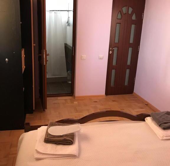 پانسیون Green Garden Guest House