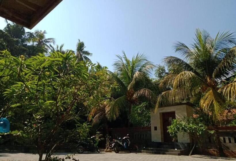 펜션 Oemah Bajangan To The Beach