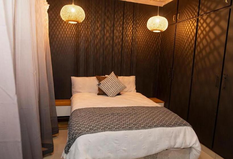 Bed and Breakfast Sapphire Guesthouse