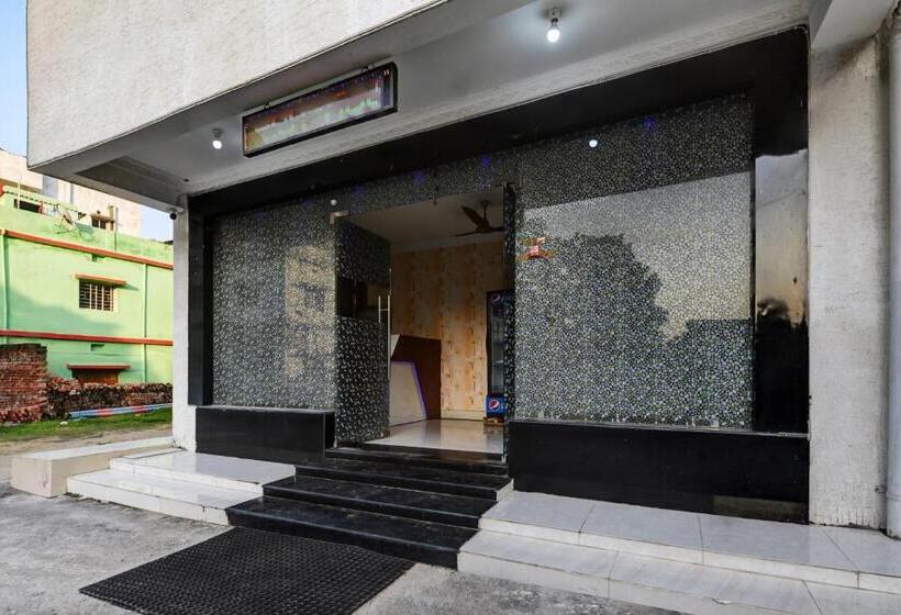 호텔 Super Oyo Aruna Banquet And Guest House