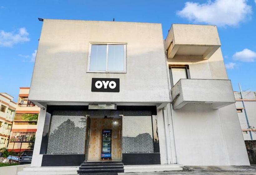 호텔 Super Oyo Aruna Banquet And Guest House