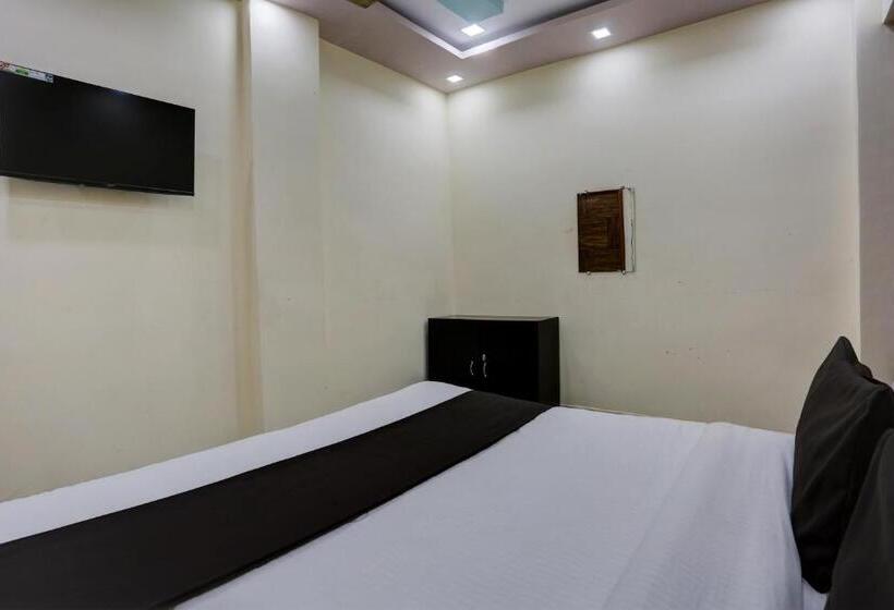 Oyo Flagship Hotel Omex