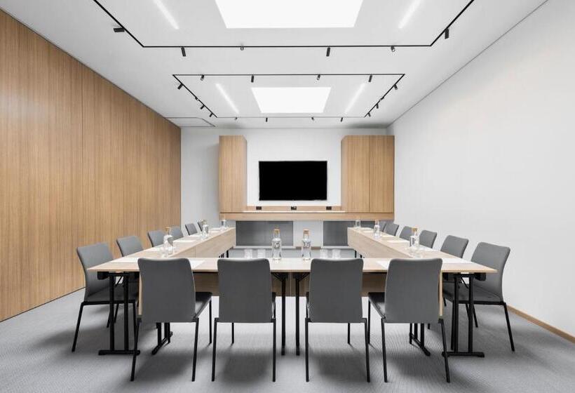 호텔 Courtyard By Marriott Biel Bienne