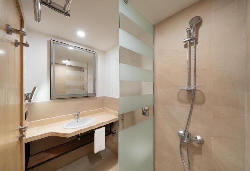هتل Park Inn By Radisson Makkah Thakher Alsharqi