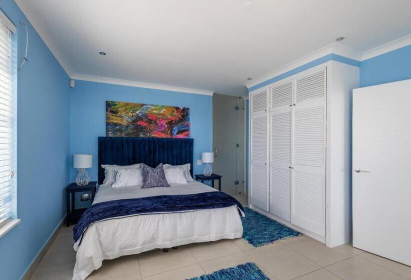 پانسیون Keurbooms Lagoon Villa