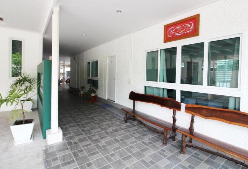 펜션 Room In Guest Room   Baan Khunphiphit Homestay No2229