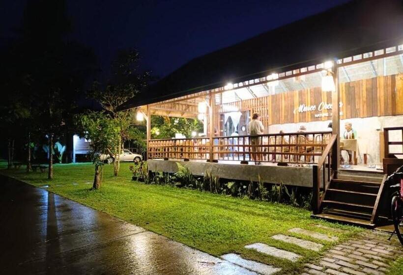 리조트 บ้านวารีชีวา Wareecheewa