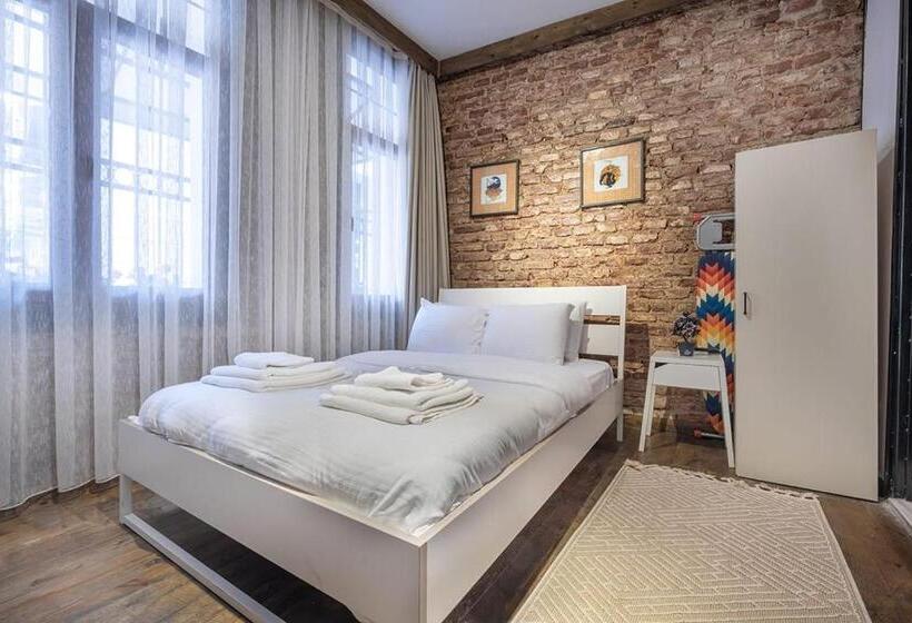 هاستل Cozy Studio 2 Minutes From Galataport