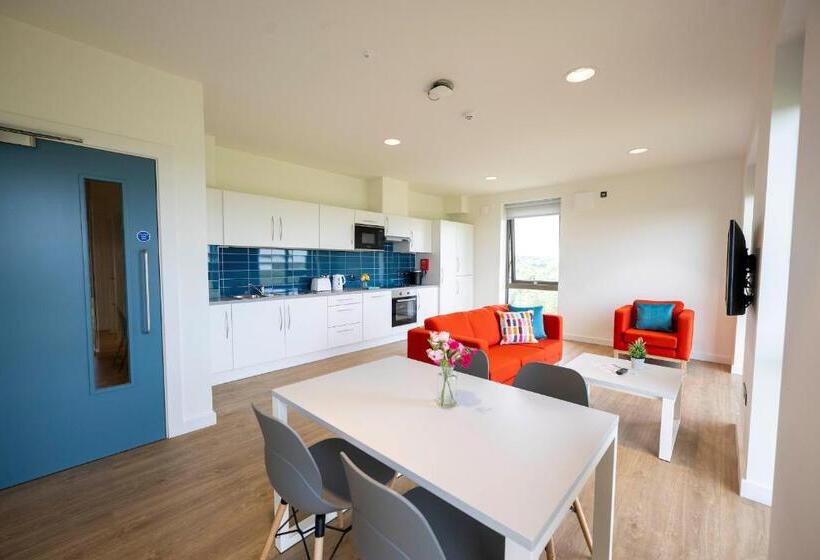 فندق صغير University Of Galway Rooms