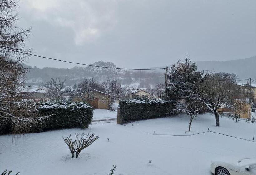 ベッドアンドブレックファースト Chambre D Hôtes ô Rendez Vous