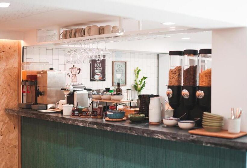 هتل Alma Candida 01