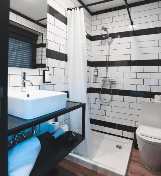 هتل Alma Candida 22