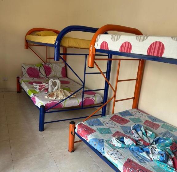 هتل کپسول El Descanso