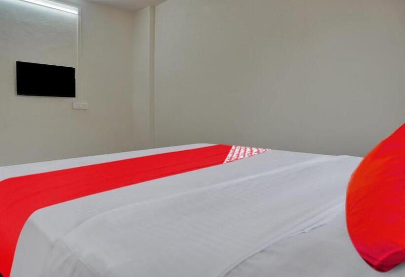 فندق Oyo Flagship Shri Sai Lodging