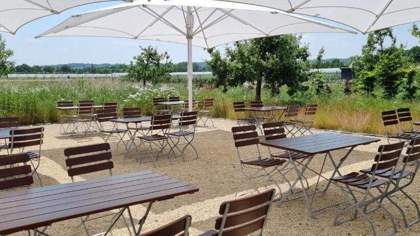 فندق Vorgebirgsblick   Restaurant Biergarten Gästehaus