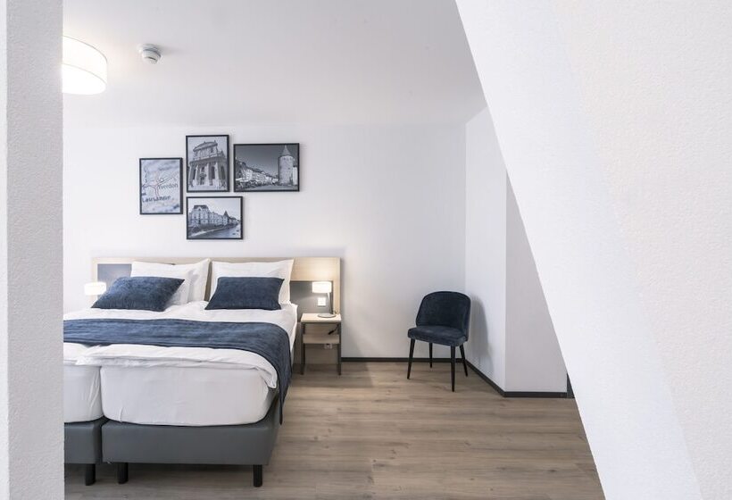 בית מלון כפרי Yparc Hôtel