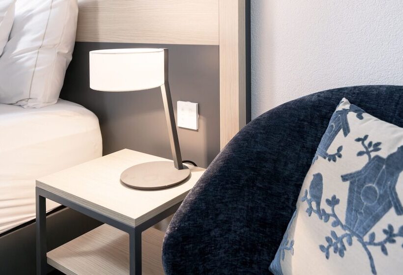 בית מלון כפרי Yparc Hôtel