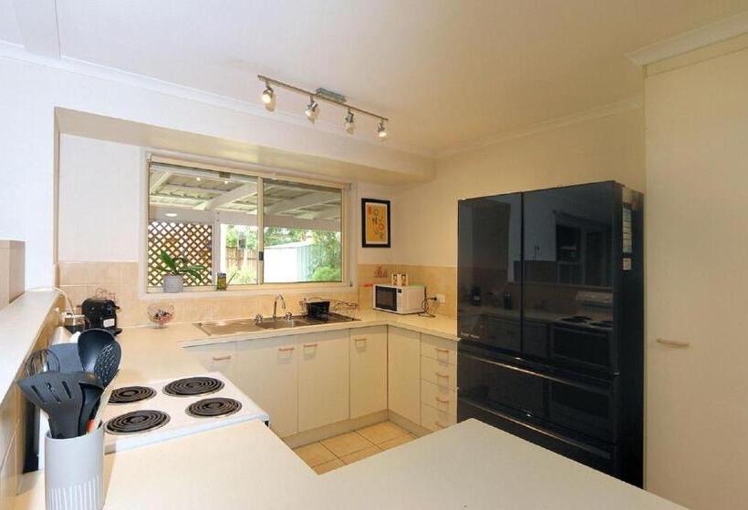 بنسيون 22 Durdins Road Bargara