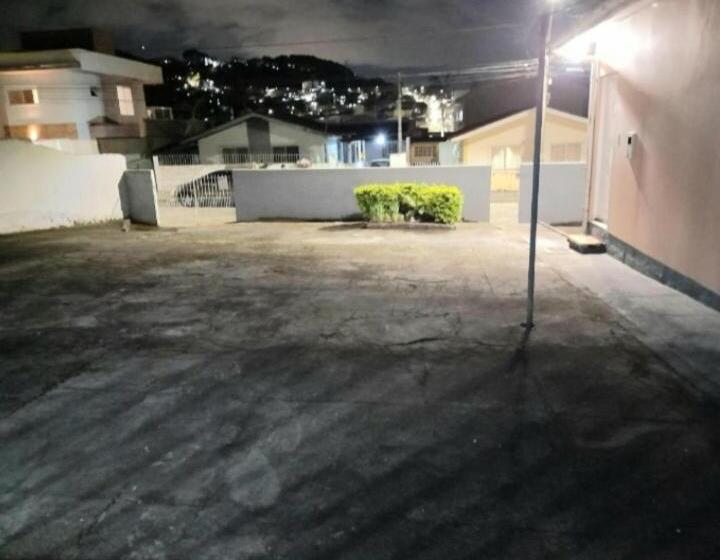ペンション Casa Próximo Arena Opus 13 Km De Florianópolis
