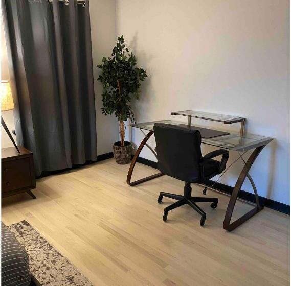 پانسیون Champion Suite; Modern Guesthouse