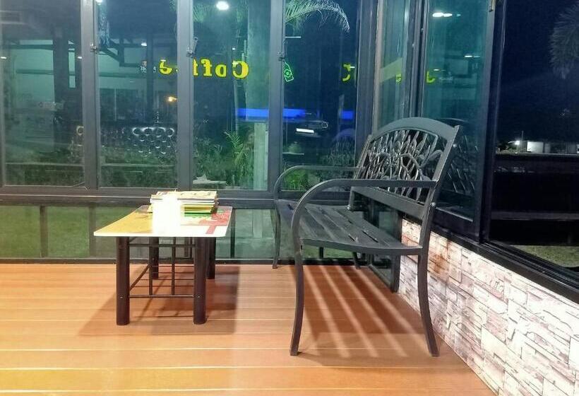 Resort เกาะช้างรักดี รีสอร์ท