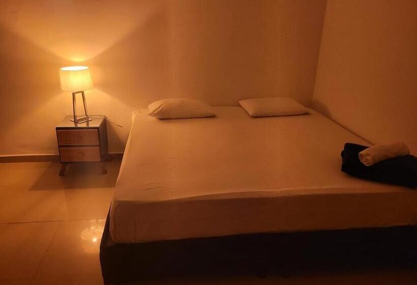 هتل Boutique Real