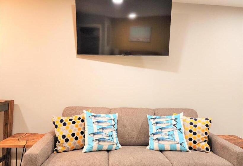 Отель Lake Front Resort