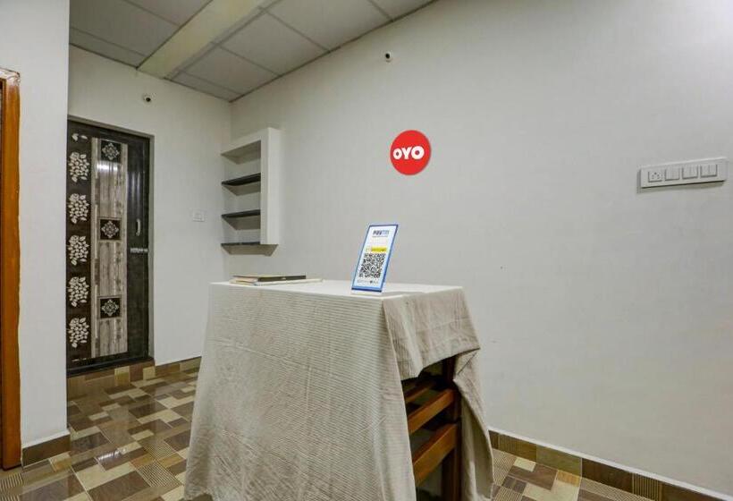 فندق Oyo Flagship Kvk Residency