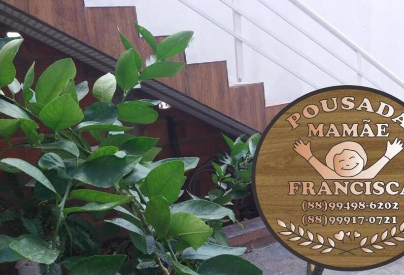הוסטל Pousada Mamãe Francisca