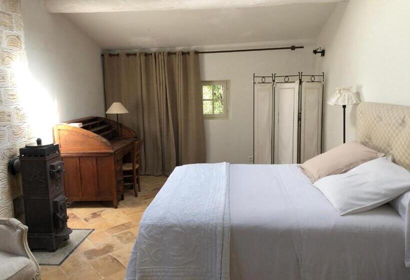 住宿加早餐  Villa Verde Suite Familiale100m2, 2 Chambres, Terrasse Privative Possibilité Table D Hôte