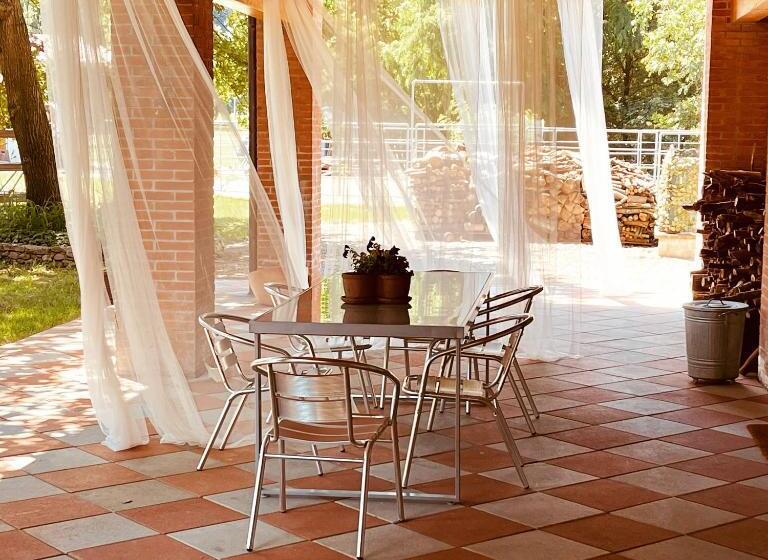 Cameloth B&b