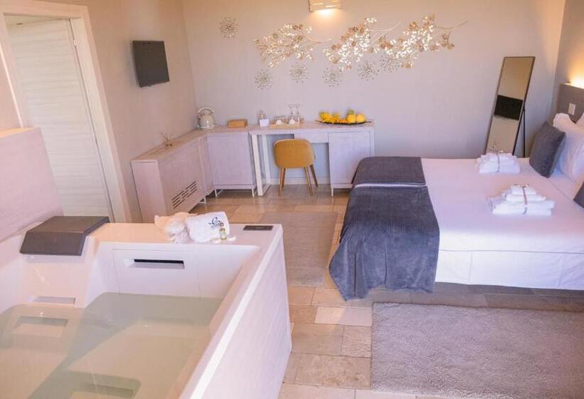 هتل Room Zenzero Hydro