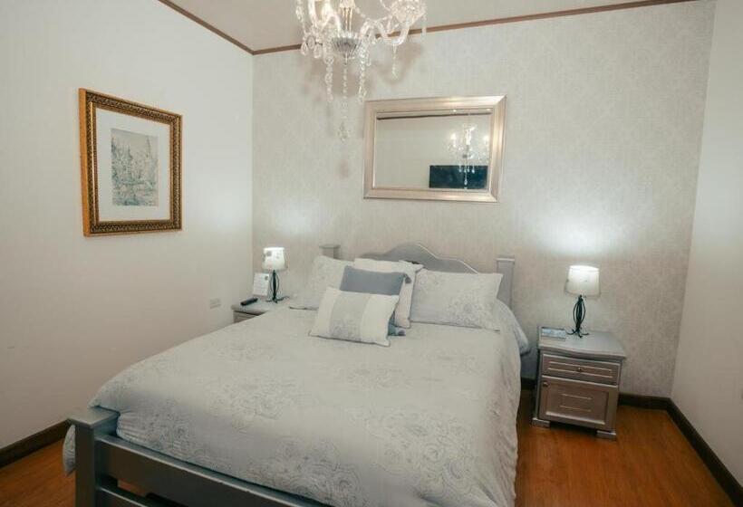 هتل Salamina Highs